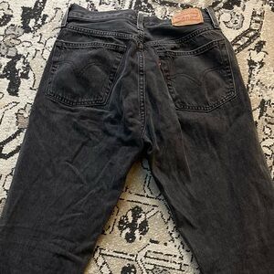 Women’s Levi Jeans
